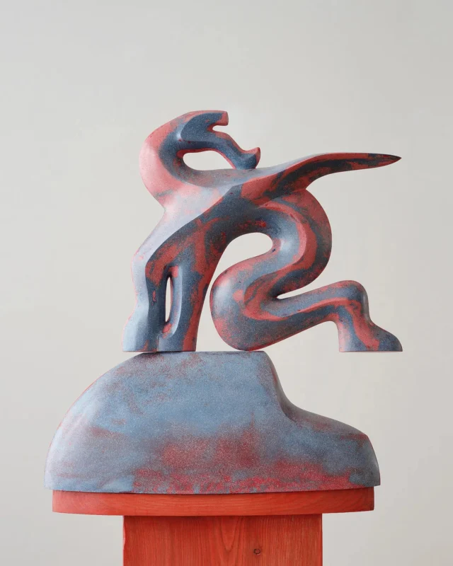 ✨ Sleeping Dragon by Pavlína Kvita
A sculpture evoking a sleeping dragon, where abstract, fluid shapes suggest serenity and hidden power. Red and blue tones shift between fire and shadow, bringing personal and mythic worlds to life.
🗿 Dimensions : 170 × 59 × 26 cm
💎 3 editions
Part of Pavlína Kvita’s series exploring Slavic and Wallachian legends, blending zoomorphic and humanoid forms in a cycle of creation and transformation.
🔗 Explore Pavlína Kvita’s profile via the link in bio.-
✨ Sleeping Dragon par Pavlína Kvita
Une sculpture évoquant un dragon endormi, où des formes abstraites et fluides suggèrent à la fois sérénité et puissance cachée. Les nuances de rouge et de bleu oscillent entre feu et ombre, donnant vie à des mondes à la fois personnels et mythiques.
🗿 Dimensions : 170 × 59 × 26 cm
💎 3 éditions
Cette œuvre fait partie de la série de Pavlína Kvita explorant les légendes slaves et valaches, mêlant formes zoomorphes et humanoïdes dans un cycle de création et de transformation.
🔗 Découvrez le profil de Pavlína Kvita via le lien en bio.